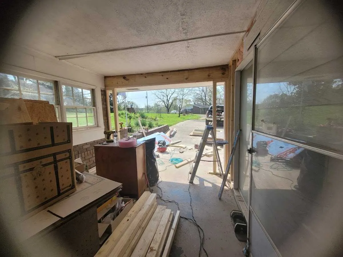 Air movers and dehumidifier for Water Mitigation Services in Hartsville